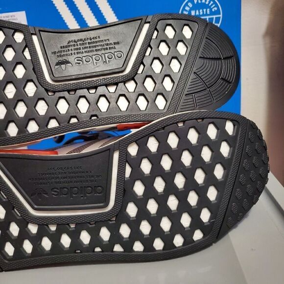 Adidas Mens Sz 9 NMD R1 Grey /White/ Red GY4874 Boost Ultraboost Sneak… - Picture 13 of 14